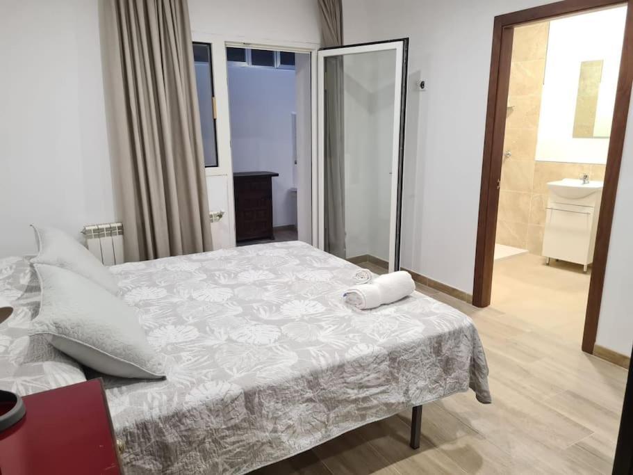 Апартаменти Apartamento Centrico Понтеведра Екстер'єр фото