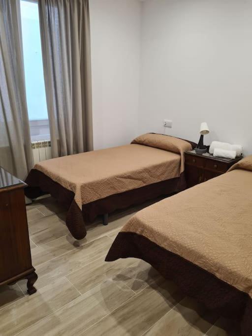 Апартаменти Apartamento Centrico Понтеведра Екстер'єр фото